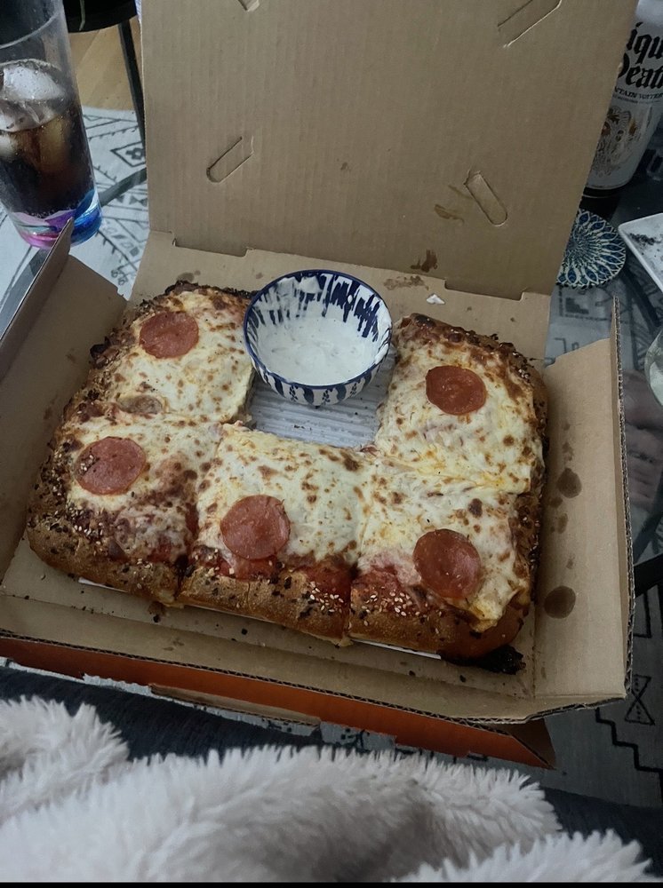 COTTAGE INN PIZZA Updated October 2024 14 Photos & 32 Reviews