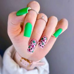 Pam's Nails
