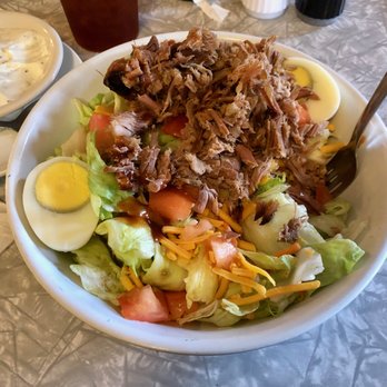 Bozo’s Hot Pit Bar-B-Q - Chef salad with BBQ if you're feeling like being healthy and unhealthy at the same time. - Barbeque Near Me - Mason, Tennessee Bozo’s Hot Pit Bar-B-Q - Chef salad with BBQ if you're feeling like being healthy and unhealthy at the same time. - Barbeque Near Me - Mason, Tennessee