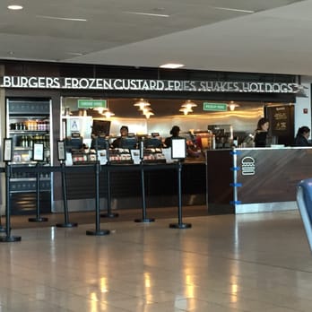 Shake Shack - Atypically quiet moment at Shake Shack - Burgers Near Me - Jamaica, New York