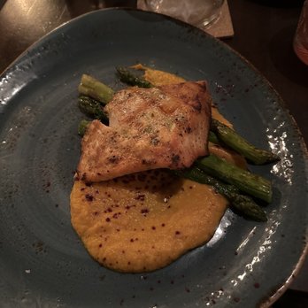 Sea Level NC - Salmon with asparagus and sweet potato purée - Seafood Near Me - Charlotte, North Carolina