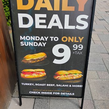 Smoked Royale - Daily Specials (September 2025) - Burgers Near Me - Ottawa, Ontario