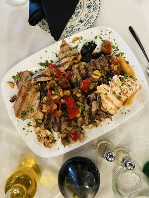 Las Tapas De Rosa by null