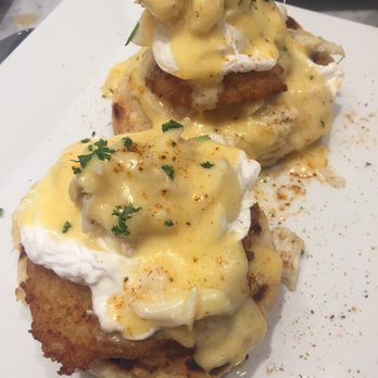 Mango Mangeaux - Chesapeake Benedict - New American Near Me - Hampton, Virginia