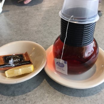 Lincoln Diner - My tea with honey - Diners Near Me - Gettysburg, Pennsylvania Lincoln Diner - My tea with honey - Diners Near Me - Gettysburg, Pennsylvania