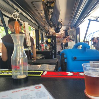 Hops & Hounds - Great bar setup - Dog Parks Near Me - San Antonio, Texas