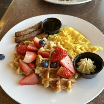 Olde Hickory Station - Waffles with fresh berries, sausage links and d eggs - New American Near Me - Hickory, North Carolina