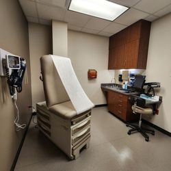UT Southwestern Monty and Tex Moncrief Medical Center