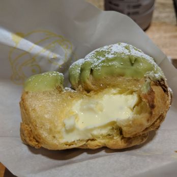 Beard Papa’s Plano - Bakeries Near Me - Plano, Texas