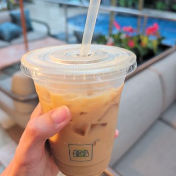 Ali'i Coffee Waikiki - Iced royal honey latte - Sandwiches Near Me - Honolulu, Hawaii Ali'i Coffee Waikiki - Iced royal honey latte - Sandwiches Near Me - Honolulu, Hawaii