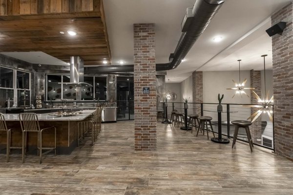 West End Station by null