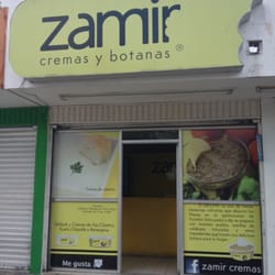 Zamir Cremas y Botanas - Fachada de Zamir