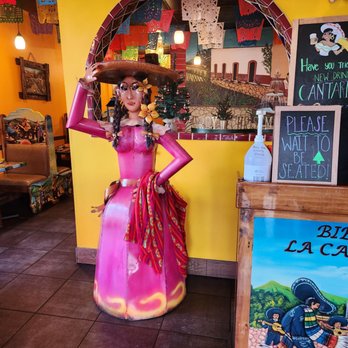 La Casa De Juana - Lobby area - Mexican Near Me - Tempe, Arizona