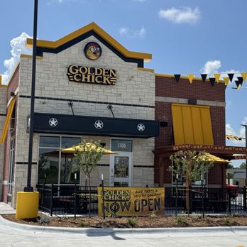 Golden Chick - Exterior - Fast Food Near Me - Wichita, Kansas Golden Chick - Exterior - Fast Food Near Me - Wichita, Kansas