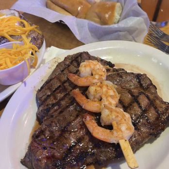 Texas Roadhouse - T bone steak with shrimp - Steakhouses Near Me - Fort Worth, Texas Texas Roadhouse - T bone steak with shrimp - Steakhouses Near Me - Fort Worth, Texas