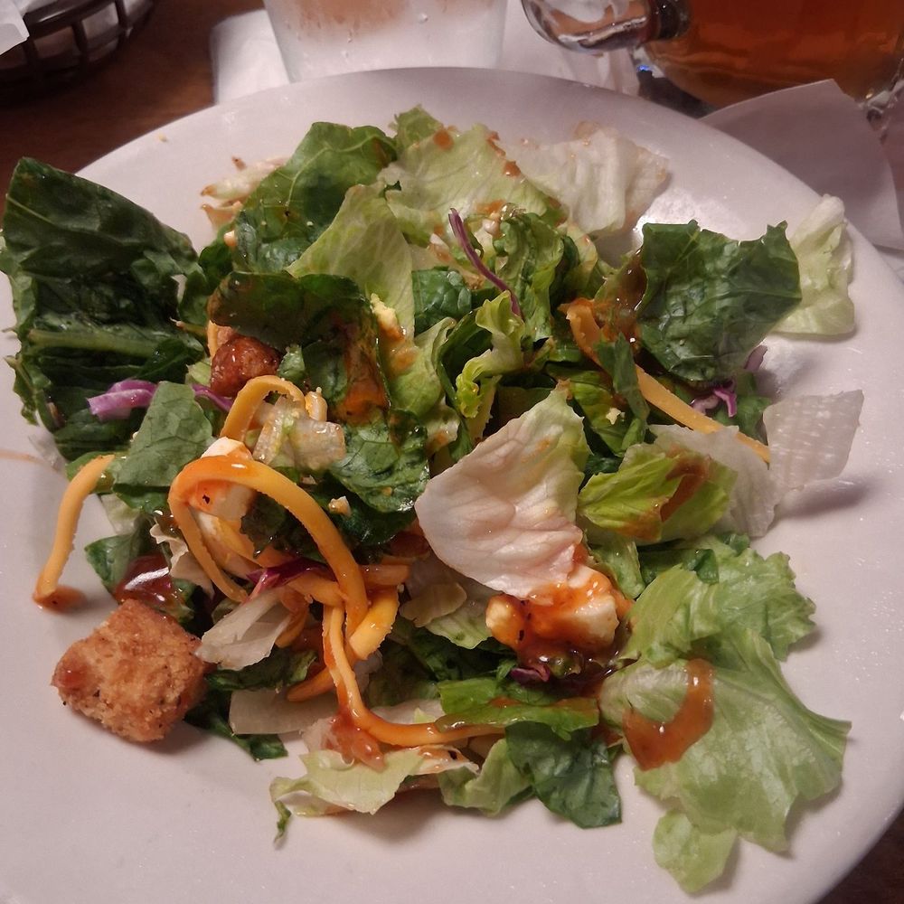 A vary good house salad