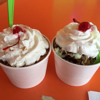 Orange Octopus - Coconut Sundae on the left, hot fudge sundae on the right (mint chip ice cream) - Ice Cream & Frozen Yogurt Near Me - Sarasota, Florida