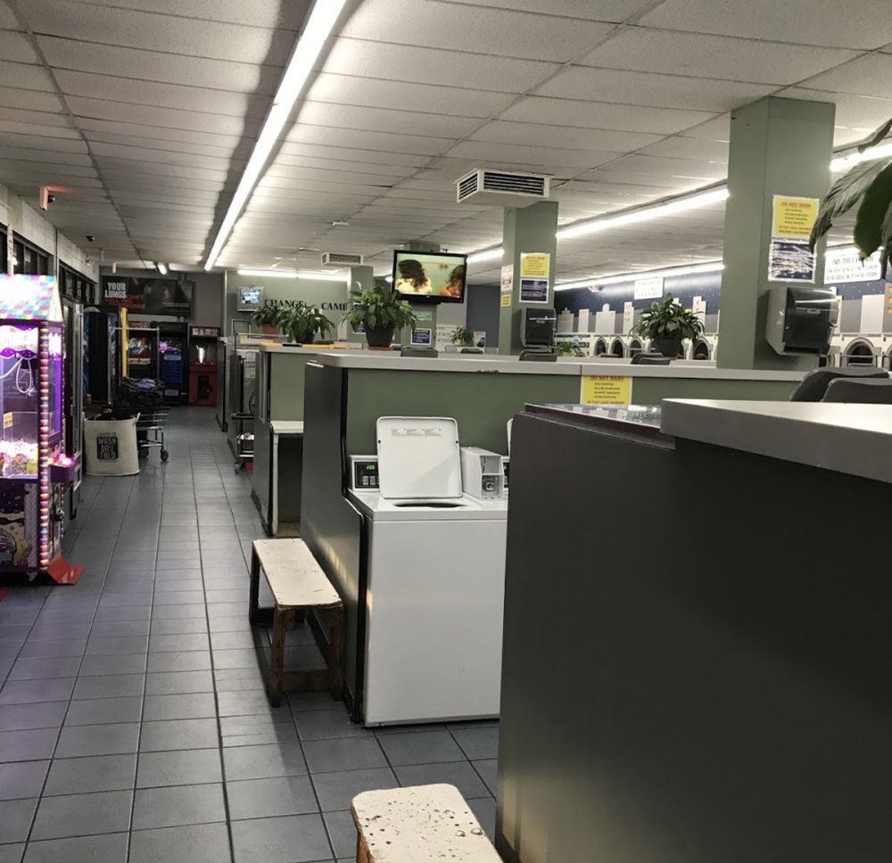 DEEP CLEAN COIN LAUNDRY 1660 West Adams Blvd, Los Angeles, California