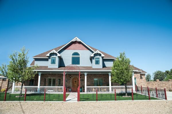 Yellow Rose Inn by null