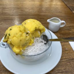 Safran Ice cream and Faloodeh Safran Ice cream and Faloodeh