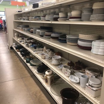 Goodwill Store - Dishes - Thrift Stores Near Me - Martinsville, Indiana