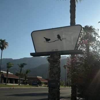 Sparrows Lodge - No words .. best description of the hotel's style. So chic! - Hotels Near Me - Palm Springs, California Sparrows Lodge - No words .. best description of the hotel's style. So chic! - Hotels Near Me - Palm Springs, California