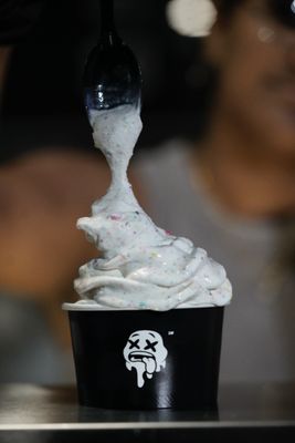 MILKYTREATS ICE CREAM by null