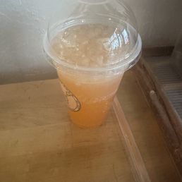 Peach Lemonade drink no bubbles