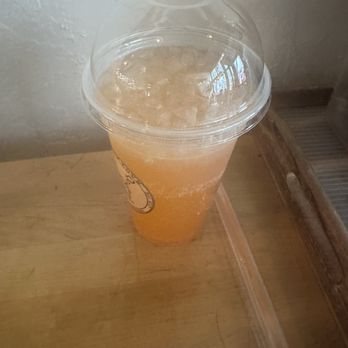Bae Bae's Kitchen - Peach Lemonade drink no bubbles - Korean Near Me - Pittsburgh, Pennsylvania