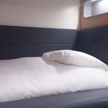 Yotel - Single bunk - Hotels Near Me - Schiphol, New Hampshire Yotel - Single bunk - Hotels Near Me - Schiphol, New Hampshire
