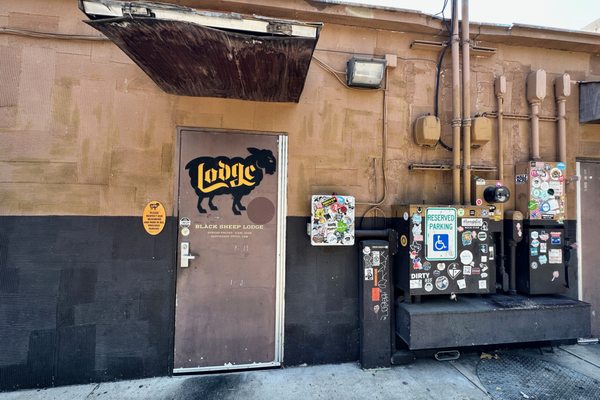 Black Sheep Lodge by null