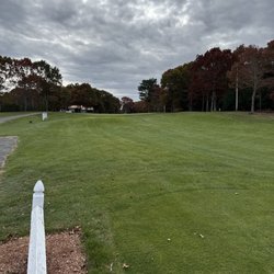 Squirrel Run Country Club - 1st tee