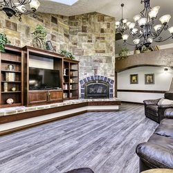 Courtyard at Coeur d'Alene - Fireplace