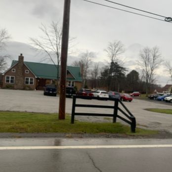 Hundley Cellars - Wineries Near Me - Geneva, Ohio