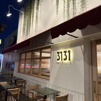 Deckman’s North At 3131 - New American Near Me - San Diego, California