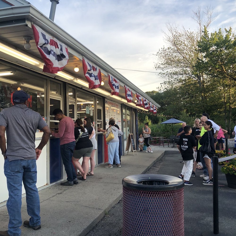 Soc's Ice Cream - Ice Cream & Frozen Yogurt Near Me - Saugus, Massachusetts