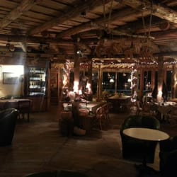 Kuchnia przy Stajni - The dining area