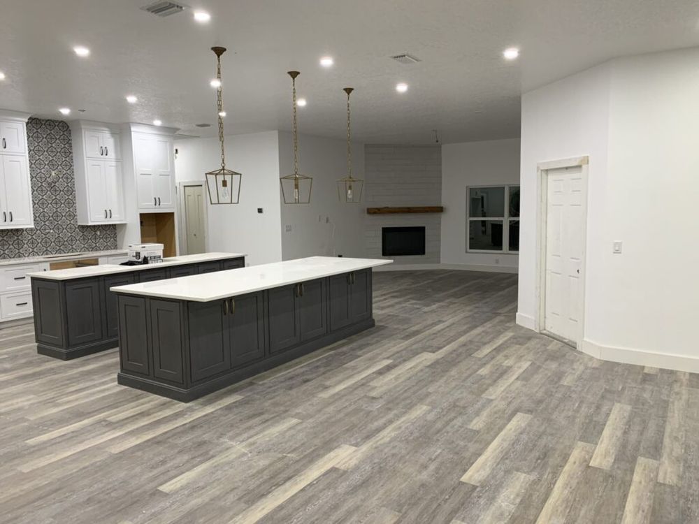 Slide of Elite Contractors Group