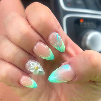 De Legend Nail Bar - Nail Salons Near Me - Tinley Park, Illinois