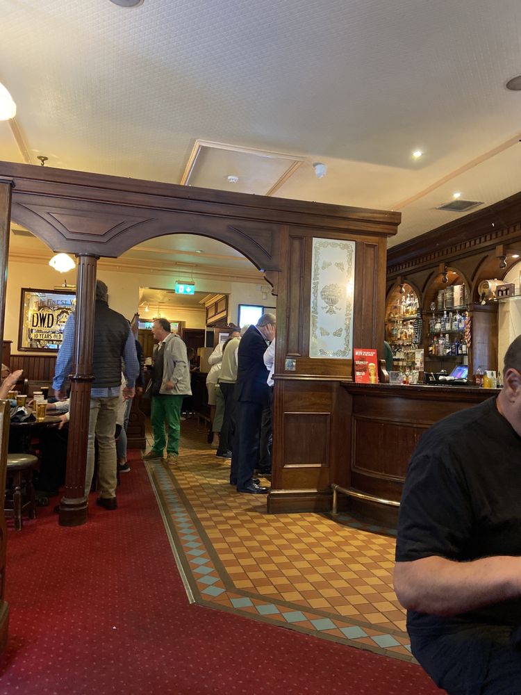 RYAN’S BEGGAR’S BUSH Updated August 2024 18 Photos & 28 Reviews