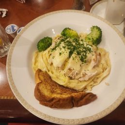 Chicken Alfredo Chicken Alfredo