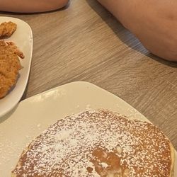 Brunchies - Lutz - Chicken and waffles, pancakes, eggs, and bacon.
