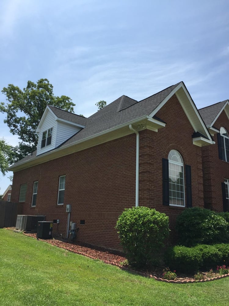 Slide of Aaron Guaranteed Construction