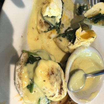 Estimes Cafe - Eggs Benedict / Florentine - Breakfast & Brunch Near Me - Colonia, New Jersey Estimes Cafe - Eggs Benedict / Florentine - Breakfast & Brunch Near Me - Colonia, New Jersey