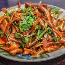 Noodle Pot - Simmered Pig Ear
