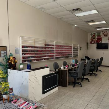 1 Nails & Spa - Nail Salons Near Me - Alachua, Florida