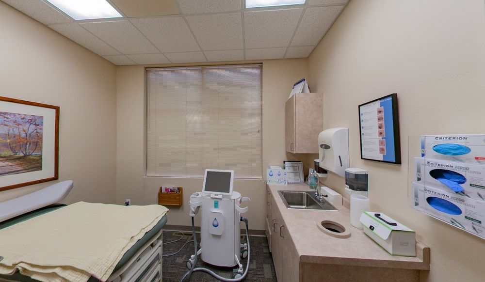 Forefront Dermatology Neenah, WI Logo