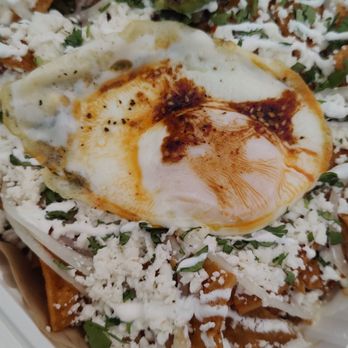 Cafe Santo - Chilaquiles con huevo y avocate - Caterers Near Me - Montebello, California Cafe Santo - Chilaquiles con huevo y avocate - Caterers Near Me - Montebello, California