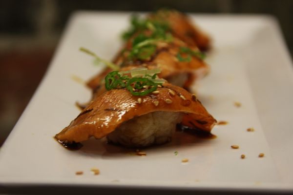 VICTOR'S SUSHI by null