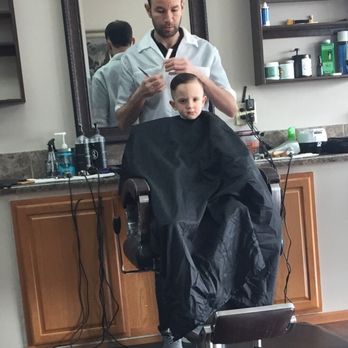 Str8-Edge Barbershop - Barbers Near Me - Carmel, Indiana